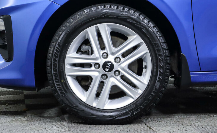 Kia Ceed - Фото 8