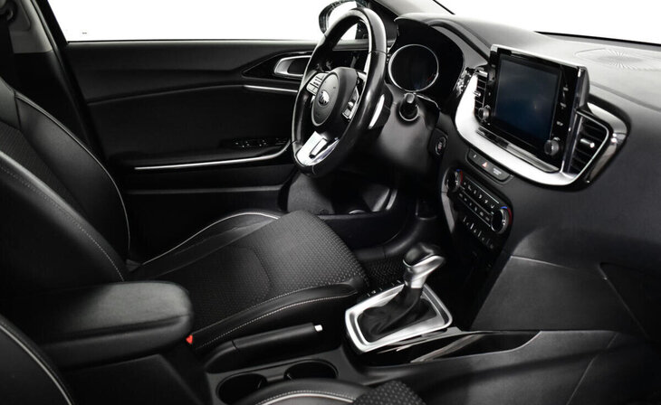 Kia Ceed - Фото 4