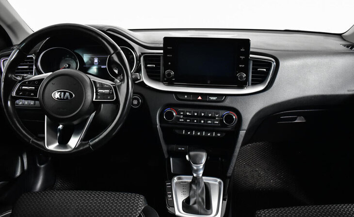 Kia Ceed - Фото 5