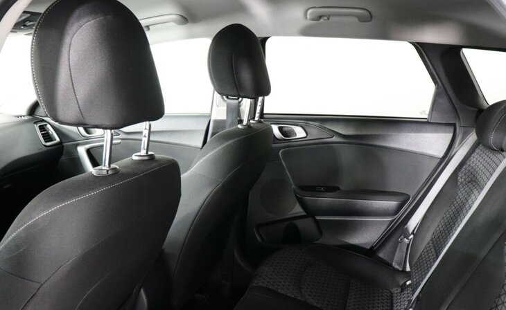 Kia Ceed - Фото 9