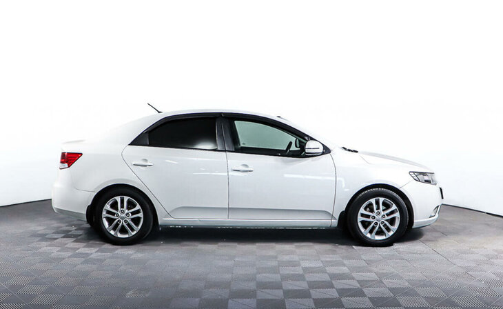 Kia Cerato - Фото 3