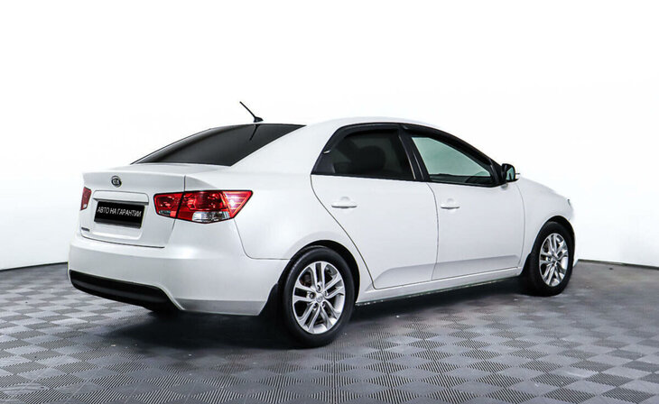 Kia Cerato - Фото 4