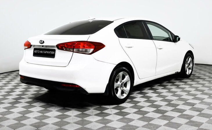 Kia Cerato - Фото 2