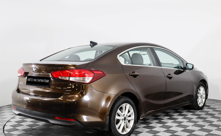 Kia Cerato - Фото 2