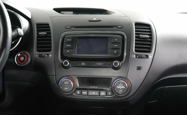 Kia Cerato - Фото 8