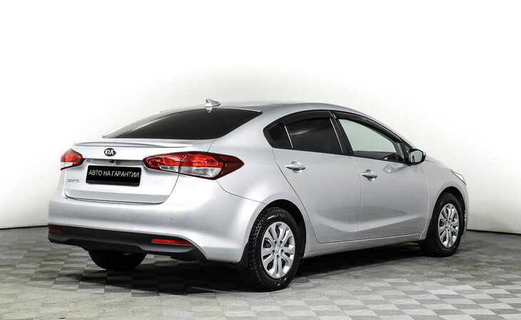 Kia Cerato - Фото 4