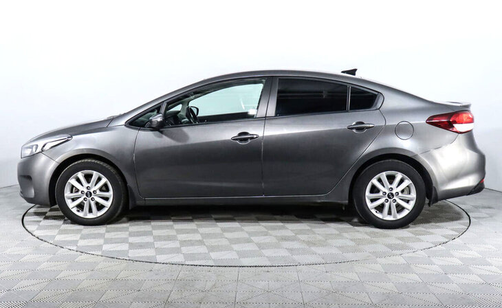 Kia Cerato - Фото 2
