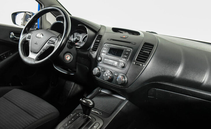 Kia Cerato - Фото 5