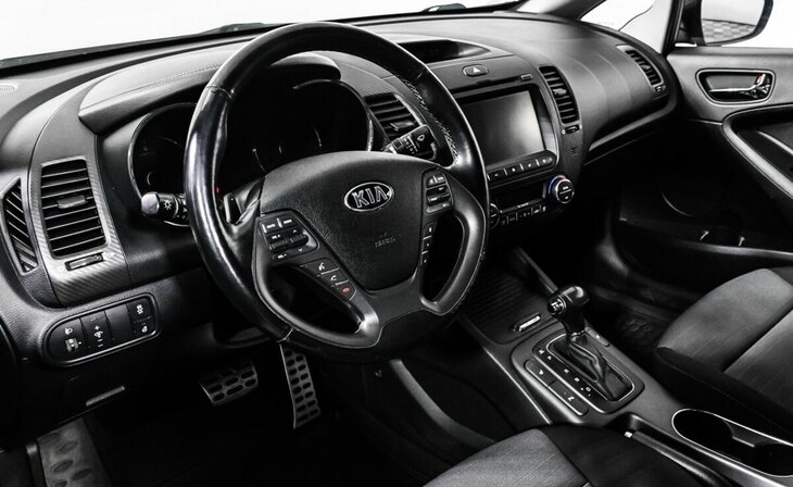 Kia Cerato - Фото 8