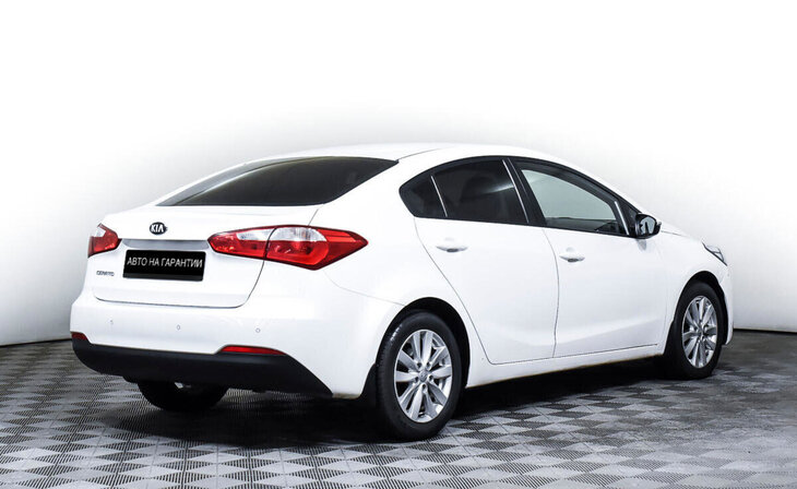 Kia Cerato - Фото 4