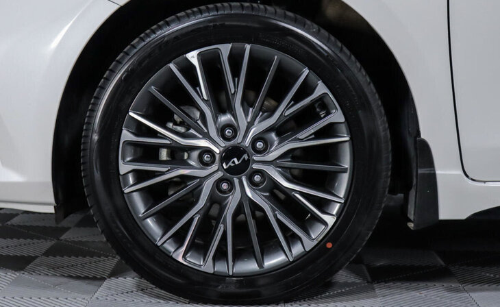 Kia Cerato - Фото 4