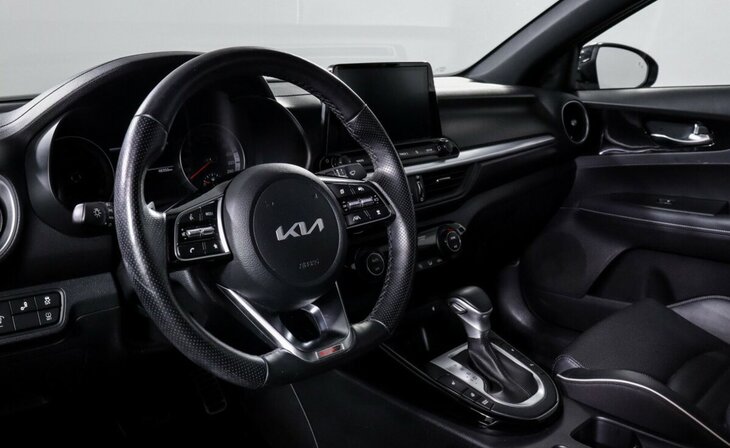 Kia Cerato - Фото 8