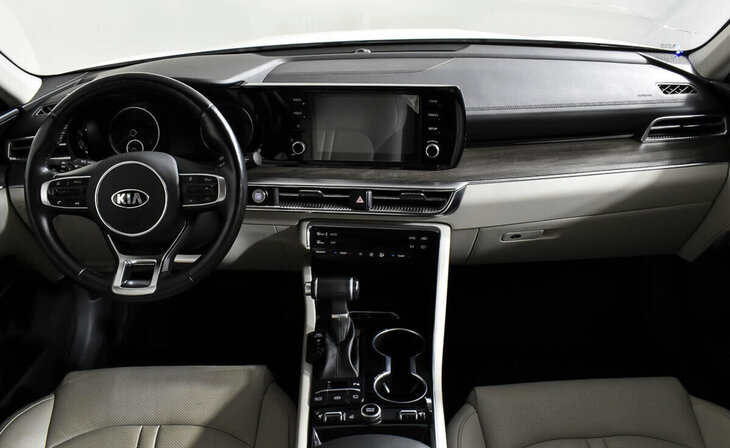 Kia K5 - Фото 9