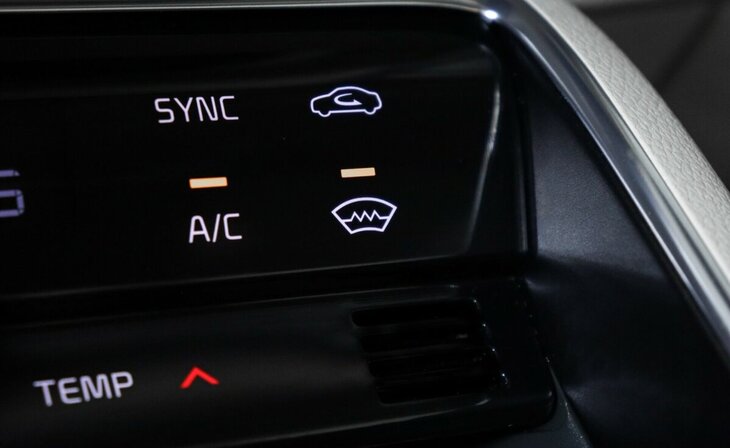 Kia K5 - Фото 14