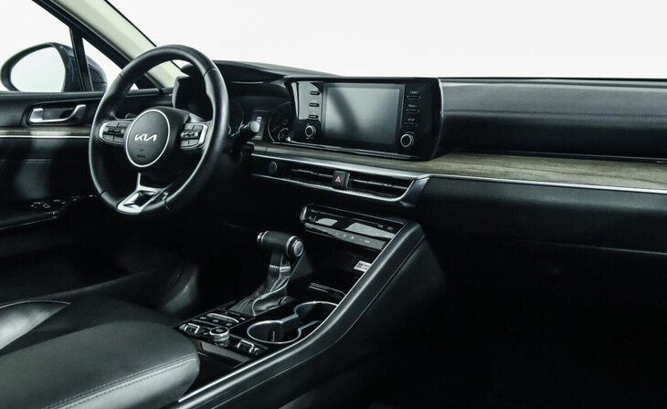 Kia K5 - Фото 6