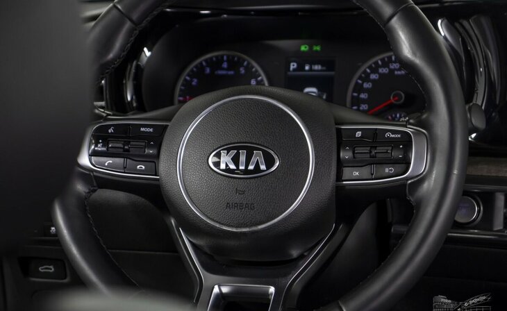 Kia K5 - Фото 10