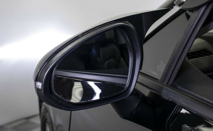 Kia K5 - Фото 15