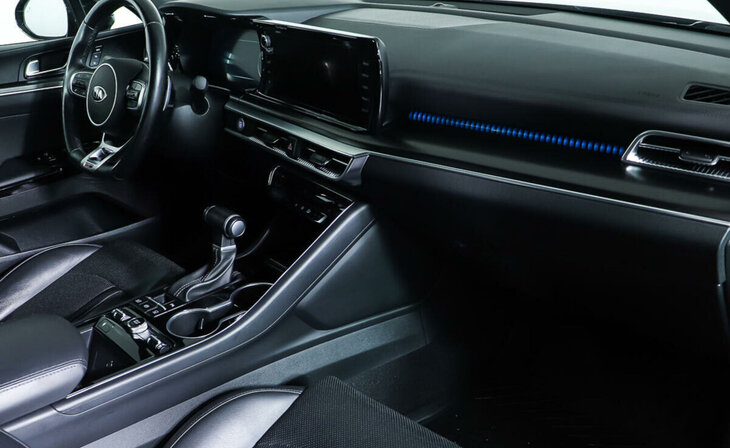 Kia K5 - Фото 10