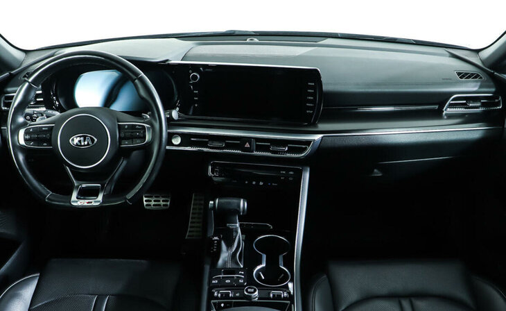 Kia K5 - Фото 11