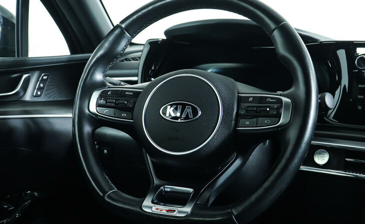 Kia K5 - Фото 13