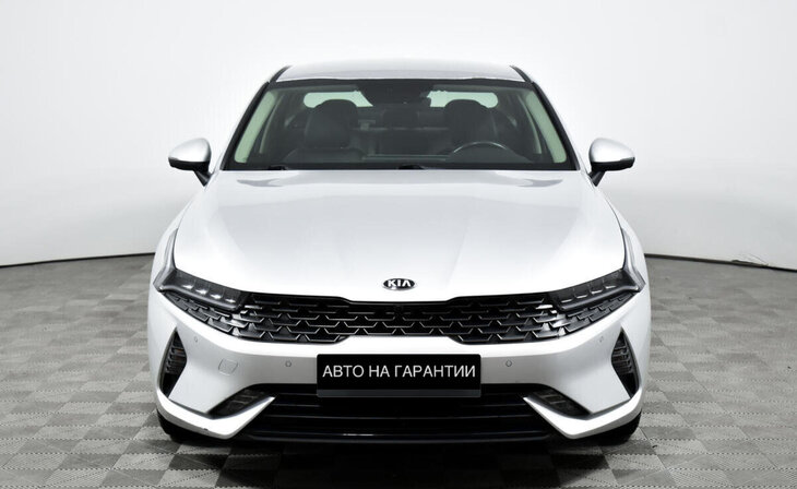 Kia K5 - Фото 1