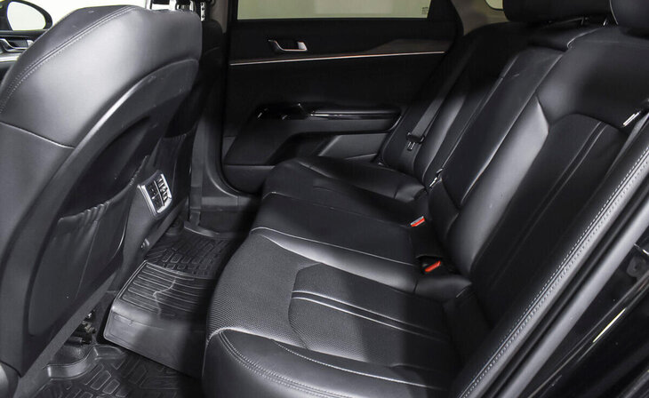 Kia K5 - Фото 16