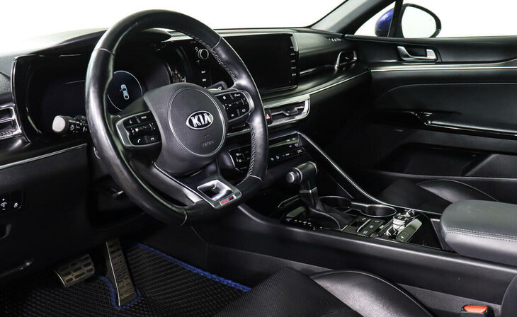 Kia K5 - Фото 9