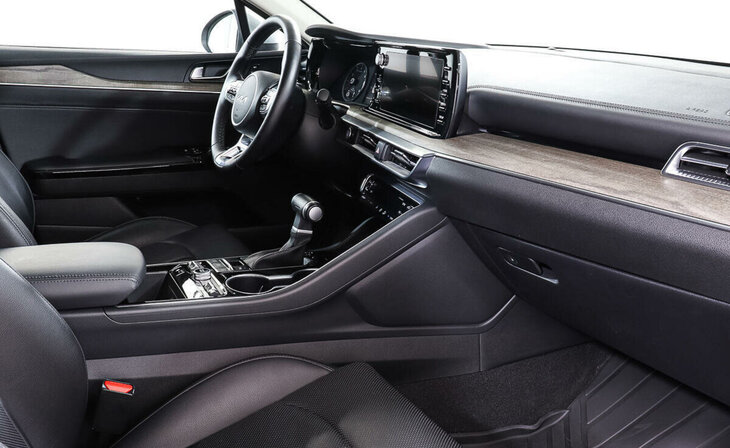 Kia K5 - Фото 9