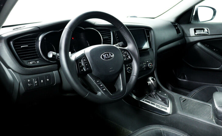 Kia Optima - Фото 8