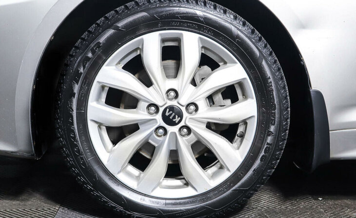 Kia Optima - Фото 7