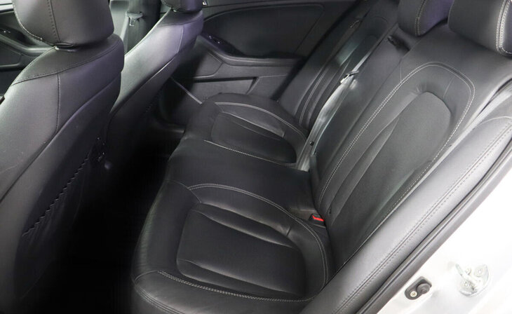 Kia Optima - Фото 11
