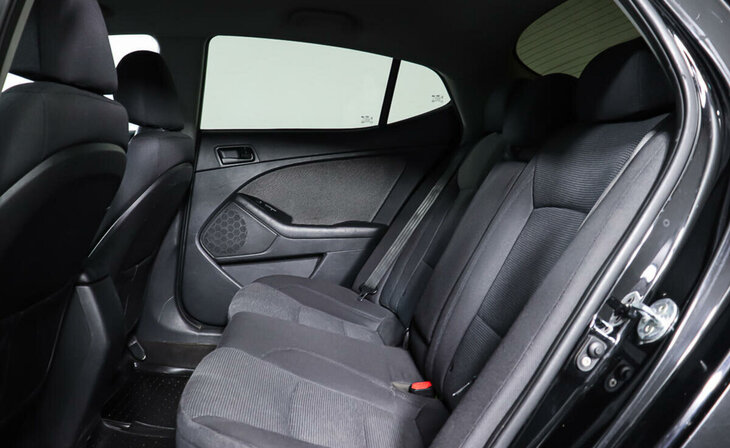 Kia Optima - Фото 17