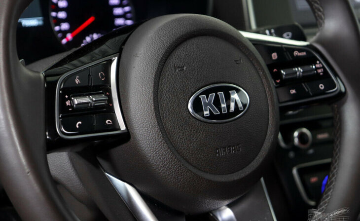 Kia Optima - Фото 9
