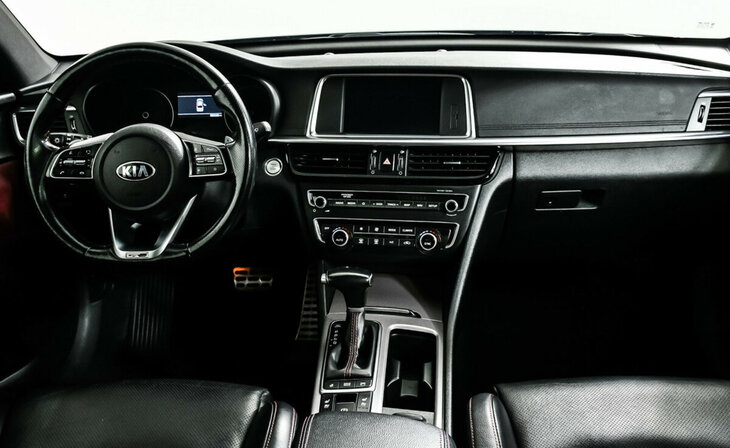 Kia Optima - Фото 8