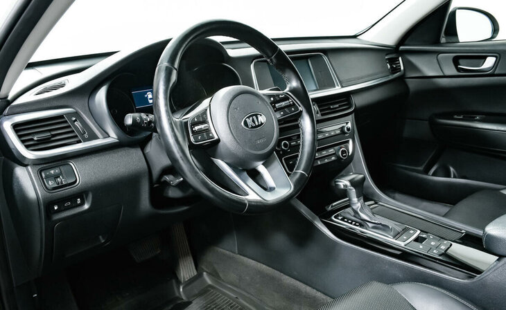 Kia Optima - Фото 10