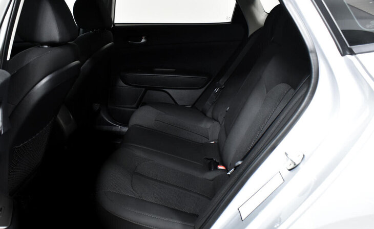 Kia Optima - Фото 10