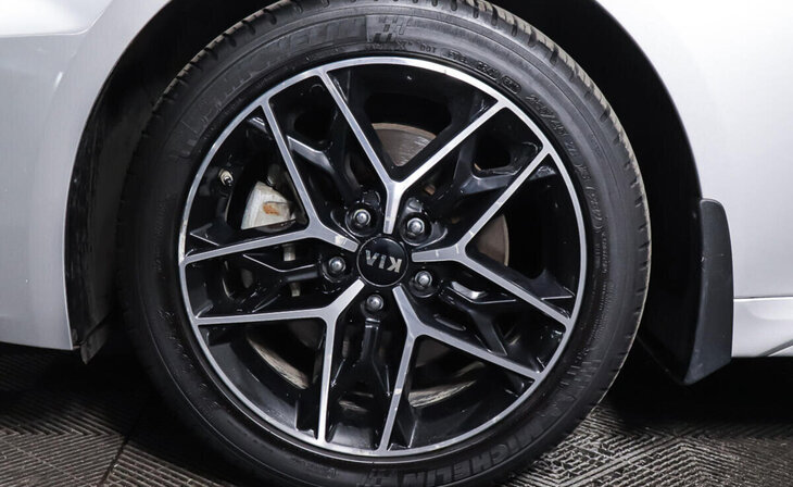 Kia Optima - Фото 8