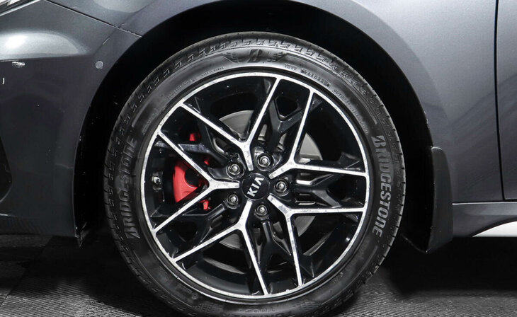 Kia Optima - Фото 8