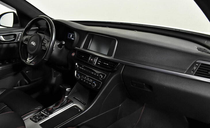 Kia Optima - Фото 8