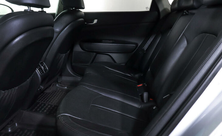 Kia Optima - Фото 15
