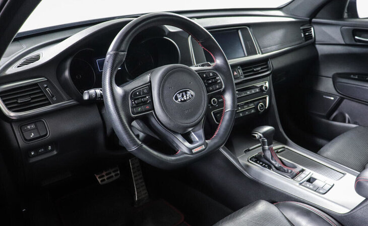 Kia Optima - Фото 6