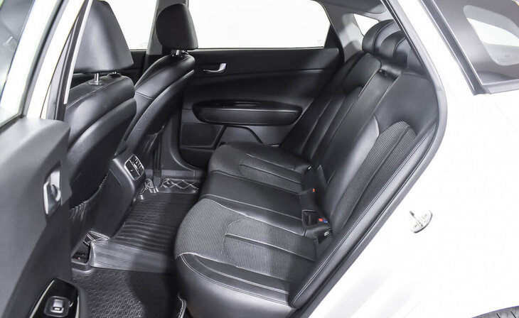 Kia Optima - Фото 14