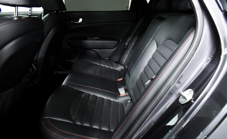 Kia Optima - Фото 14