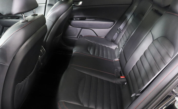 Kia Optima - Фото 12