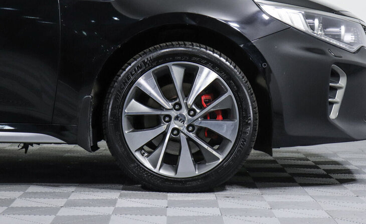 Kia Optima - Фото 4