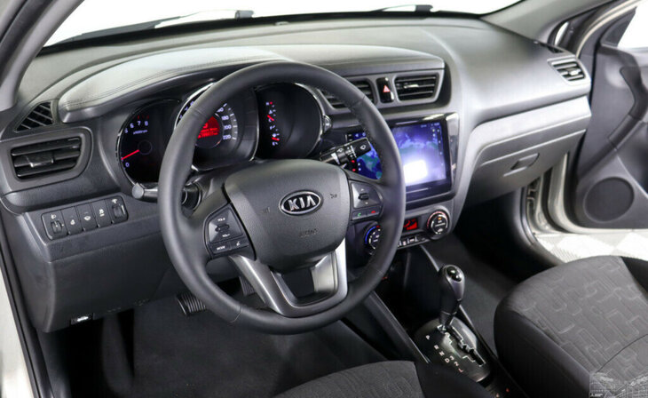Kia Rio - Фото 9