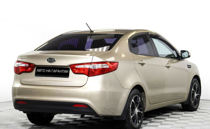 Kia Rio - Фото 4
