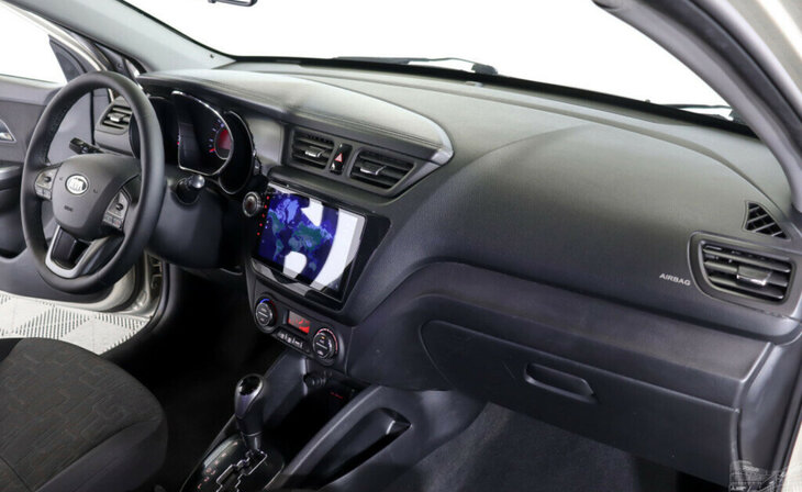 Kia Rio - Фото 7