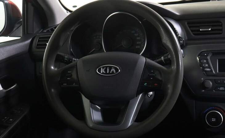 Kia Rio - Фото 9