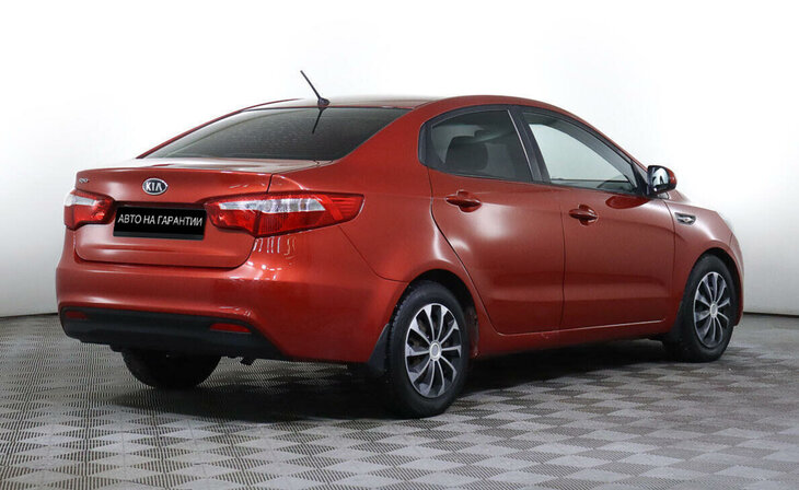 Kia Rio - Фото 3